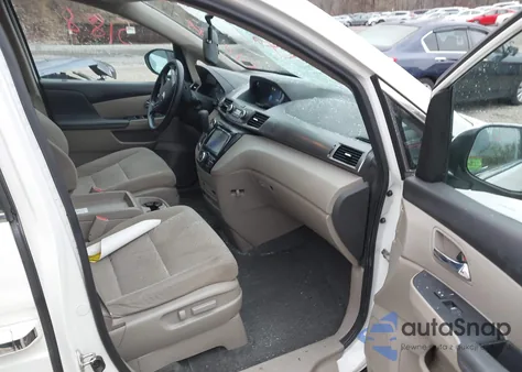 2017 Honda Odyssey Se from USA, damaged, VIN 5FNRL5H31HB024475